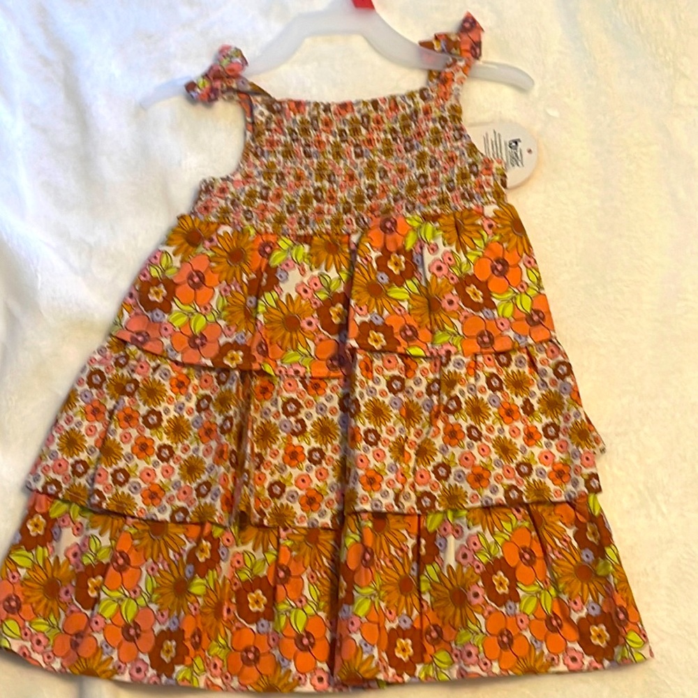 Girl’s dress